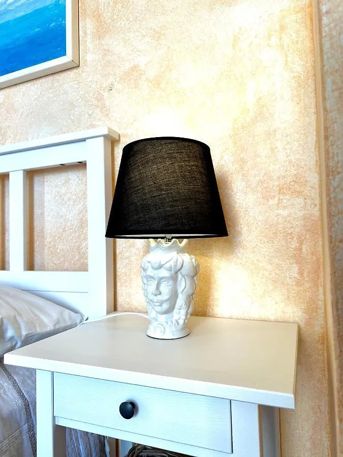 Caterina'S Charme Apartment تاورمينا 0*,