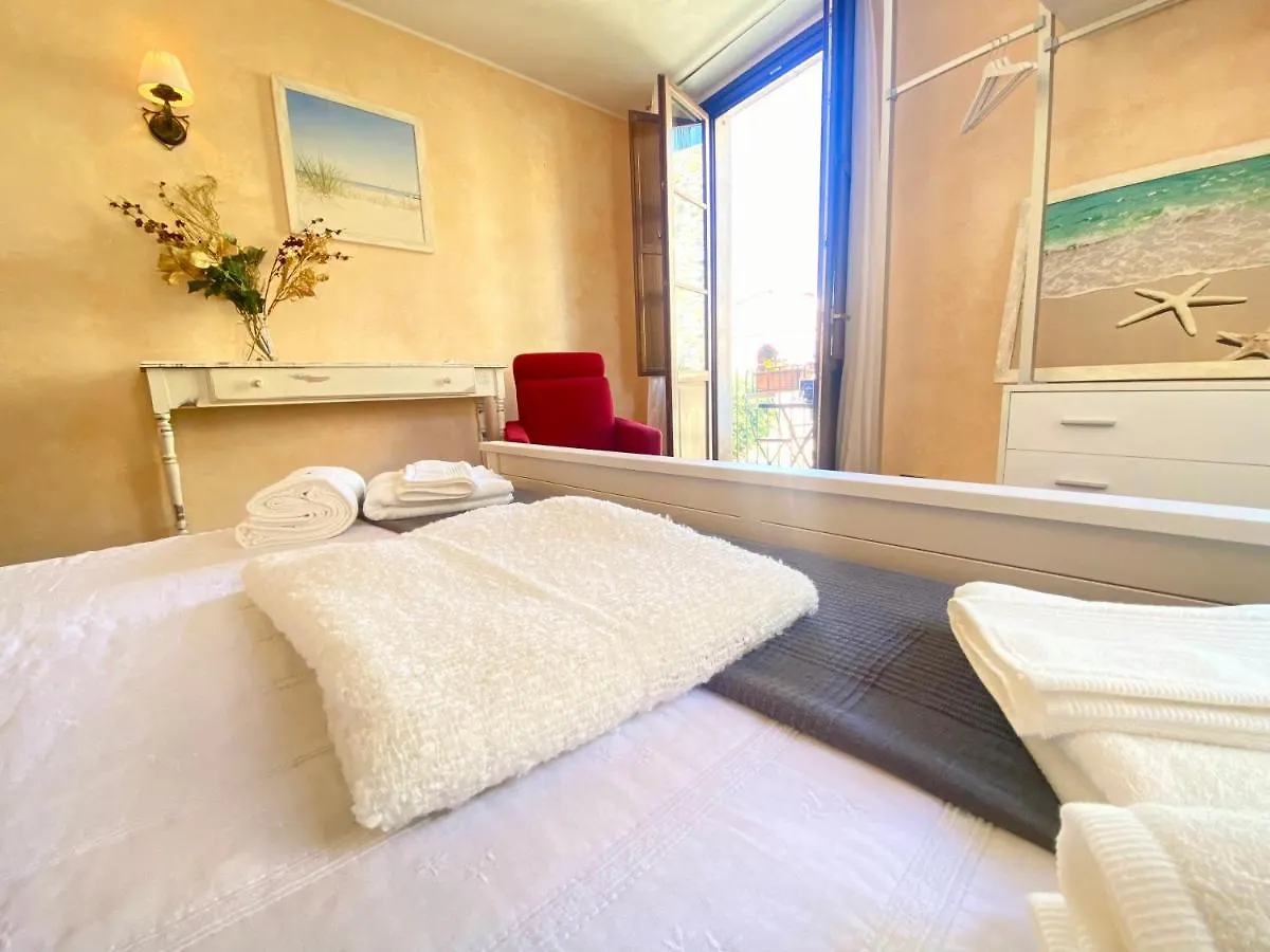 Caterina'S Charme Apartment تاورمينا إيطاليا