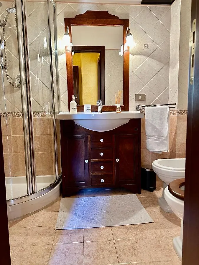 טאורמינה Caterina'S Charme Apartment איטליה